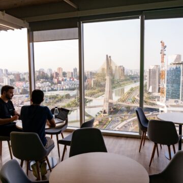 Fim do home office já muda mercado de imóveis e morar no interior perde força; veja cidades impactadas