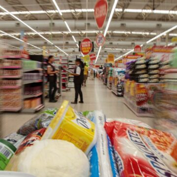 Bolsa Família é reajustado em 15%; medida vale a partir Bolsa Família é reajustado em 15%; medida vale a partir de outubro