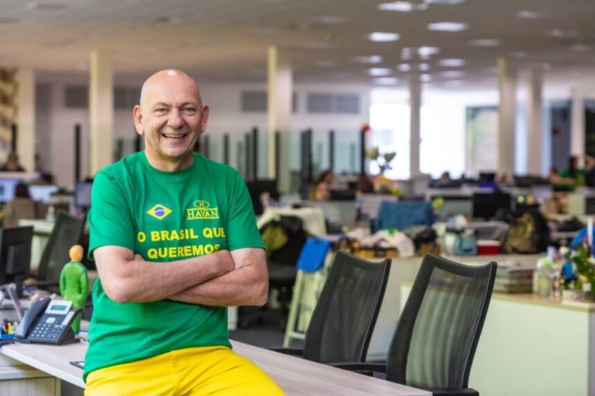 R$ 30 milhões por dano moral: o que fez Luciano R$ 30 milhões por dano moral: o que fez Luciano Hang, dono da Havan, ser processado por assédio eleitoral?