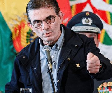 Bolívia elimina subsídio ao diesel após compromisso com FMI por empréstimo