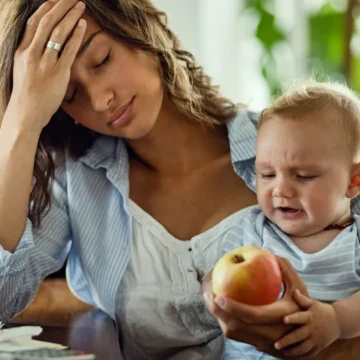 Crianças não precisam de pais perfeitos, precisam de adultos presentes